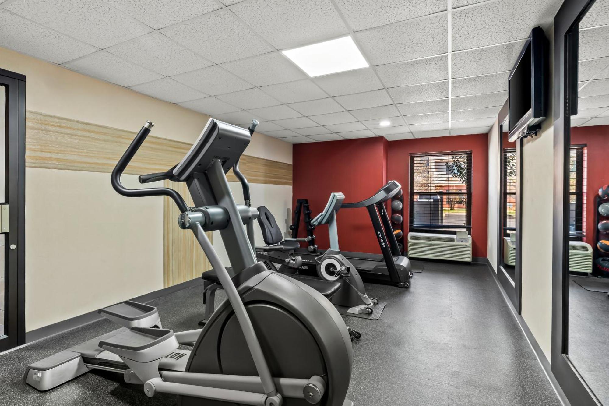 Quality Inn - Norman Near University Екстериор снимка