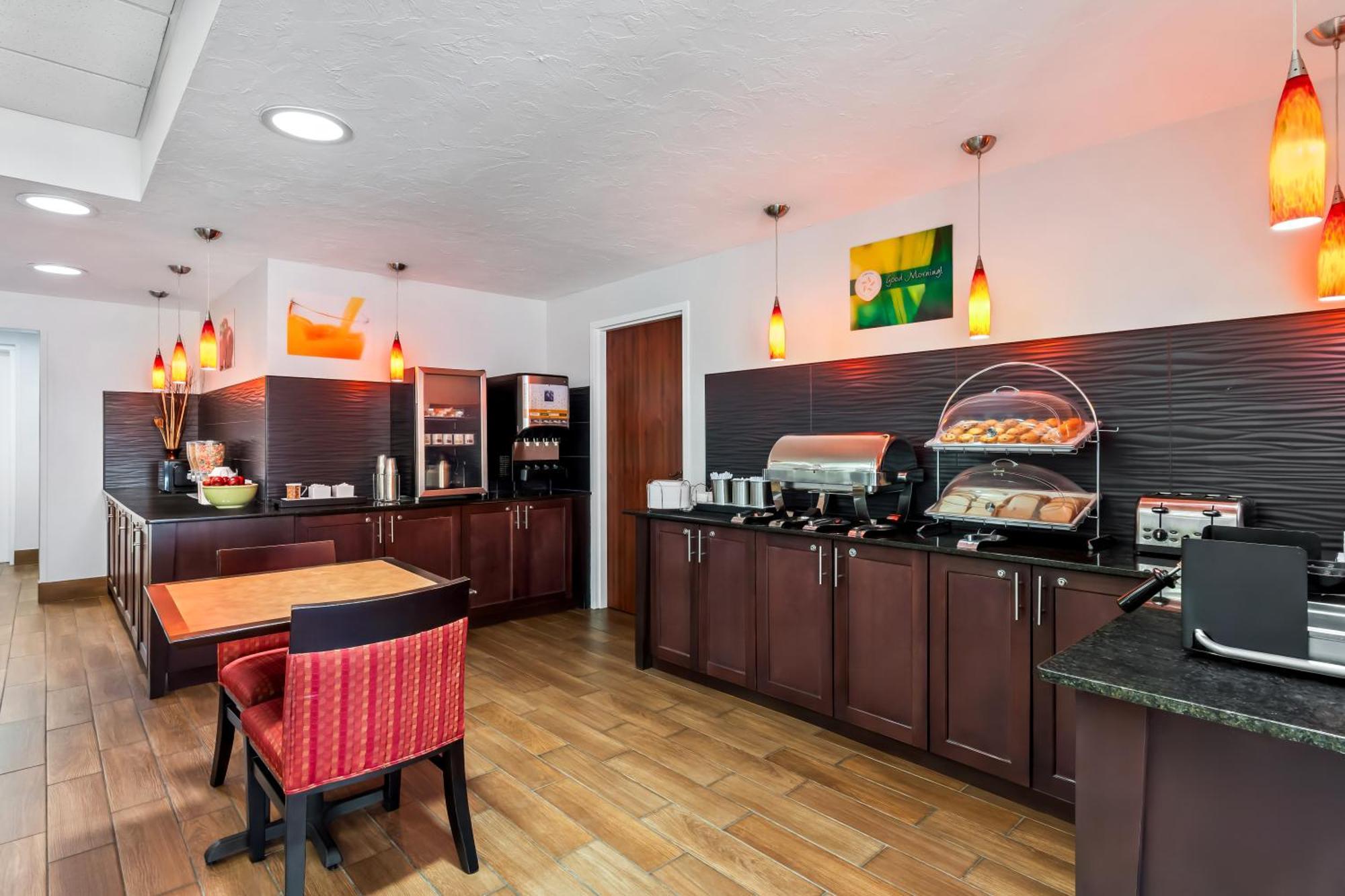 Quality Inn - Norman Near University Екстериор снимка